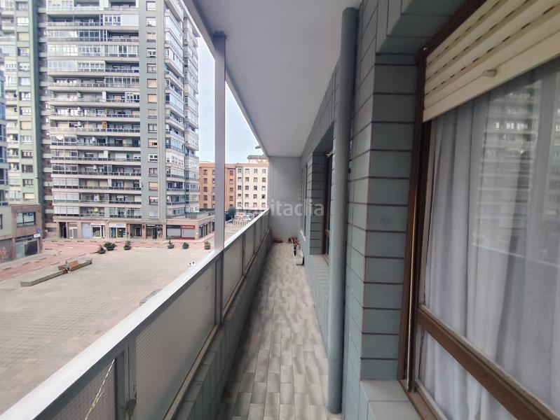 Foto 464ed301-4621-49a5-aeab-ea80cb87bd08. Piso estupendo piso con terraza en pleno santutxu en Bilbao