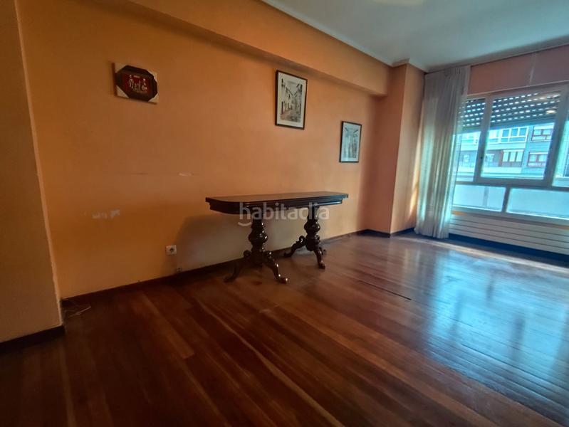 Foto eb09bb33-4fc8-4b81-a619-e85b3b189c8a. Piso estupendo piso con terraza en pleno santutxu en Bilbao