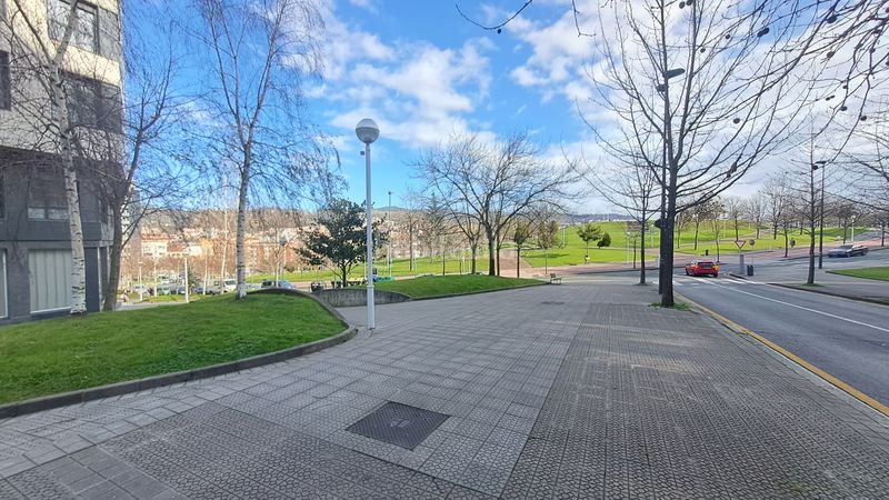 Foto cc2f733e-ca09-440c-ab14-299b66d94641. Piso en Miribilla Bilbao