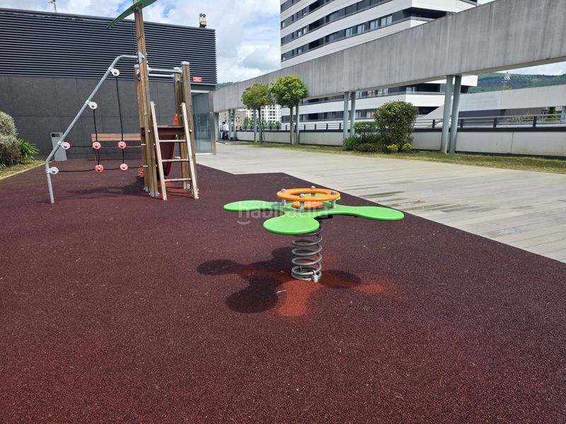 Foto 80b935ba-7775-4a4e-8857-10133f146a38. Piso en Bolueta Bilbao