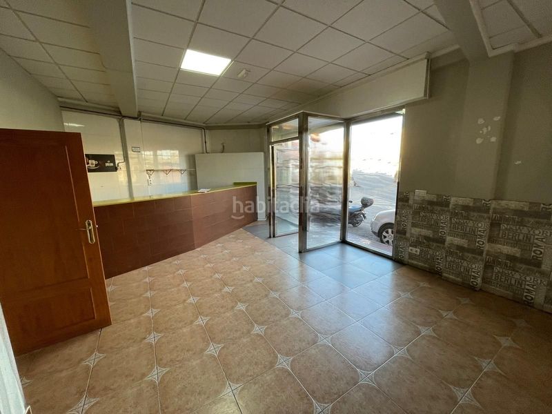 Foto 8a3bf9fa-7c56-4514-833d-c6f0e8b3f5f6. Local comercial a Águilas