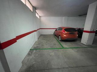 Aparcament cotxe a Casco Antiguo