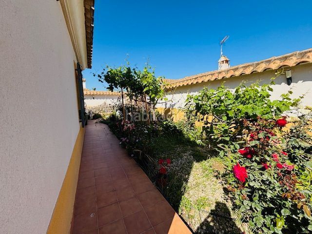 Foto b960cbad-c068-48fc-8b3e-f3605e1b38c8. Casa a Pulpí