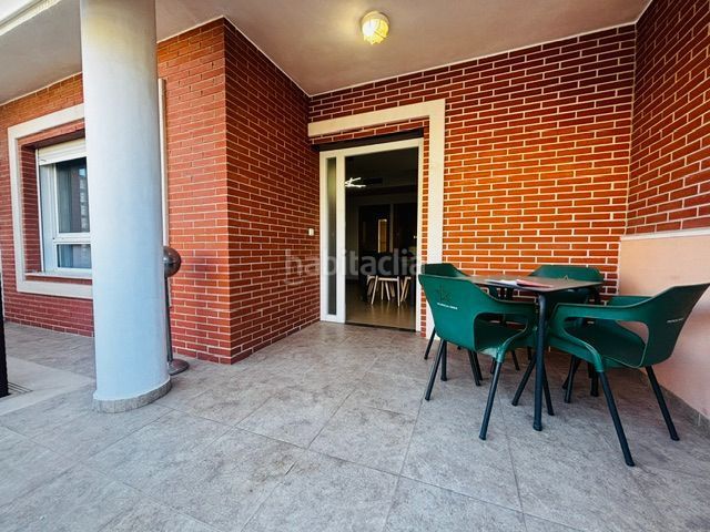 Foto 6bd8eb10-f2dd-4db1-9b22-1da89856f82a. Casa adossada amb calefacció a Las Lomas - Las Yucas Águilas