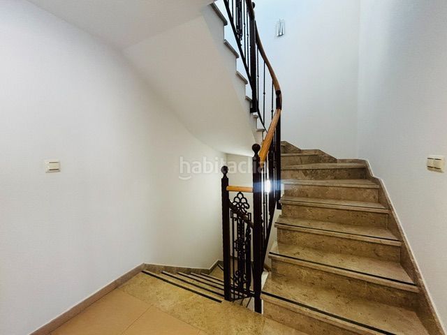 Foto b5ff63dd-2de1-4ae1-8435-9c77da1de9c3. Casa adossada amb calefacció a Las Lomas - Las Yucas Águilas