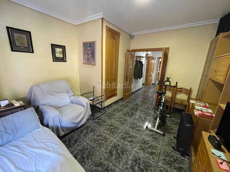 Foto edb5ccc0-59b0-4961-a086-a33484d0a1bd. Pis a Casco Antiguo Águilas