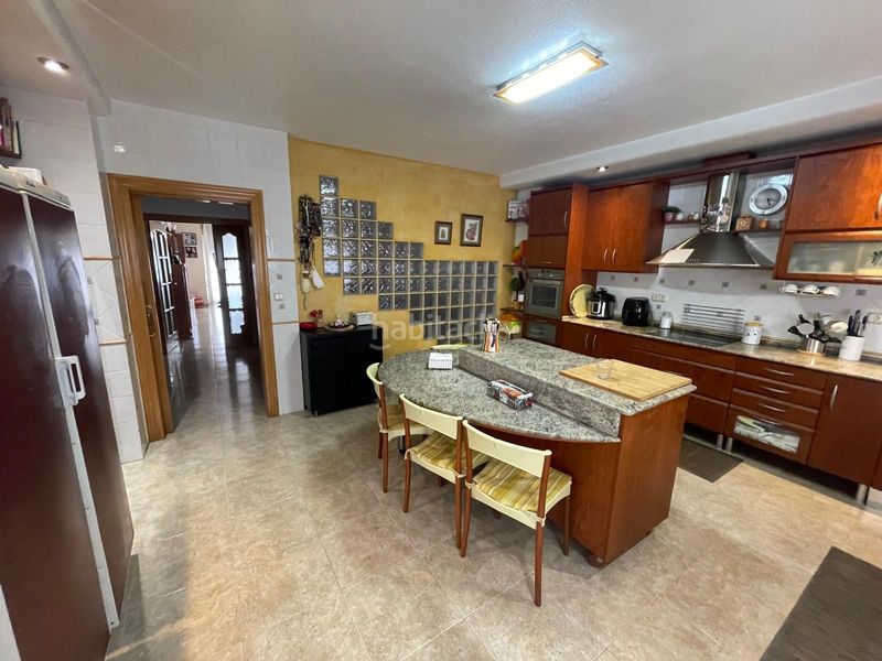 Foto eb3f20e5-6553-45d2-9921-e780757a3a32. Casa amb aparcament a Casco Antiguo Águilas