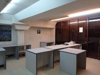 Büro  Calle gran vía juan carlos i. Oficina muy amplia en plena gran vía de logroño
