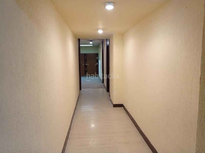 Foto e9366d35-5859-4a49-a03f-d71ff48f94f8. Oficina  muy amplia en plena gran vía en Gran Via Logroño