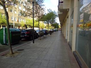 Local Comercial en Calle Ronda de los Cuarteles