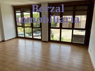 Pis  Calle el pago. Piso duplex, garaje y 4 trasteros en lanciego  lantziego, alava