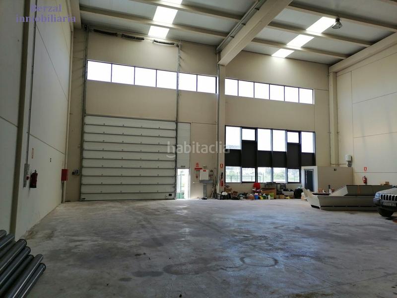 Foto 0d272bcd-4cbe-49f4-aa7d-486d830388d8. Nave industrial nave en el sequero en Arrúbal