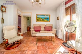 Maison  Calle sevilla. Fantástica casa para entrar a vivir de 600 metros y 70 metros de
