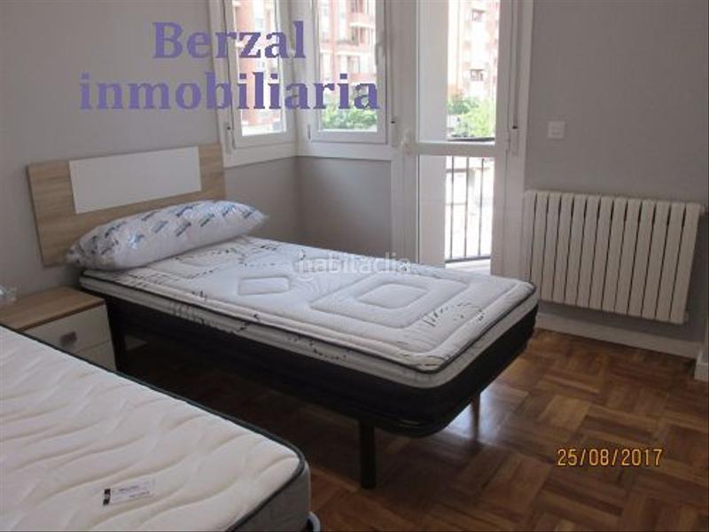Foto ba7bf03b-039b-426e-a655-8a9f7ac24f30. Flat with parking in Juzgados Logroño