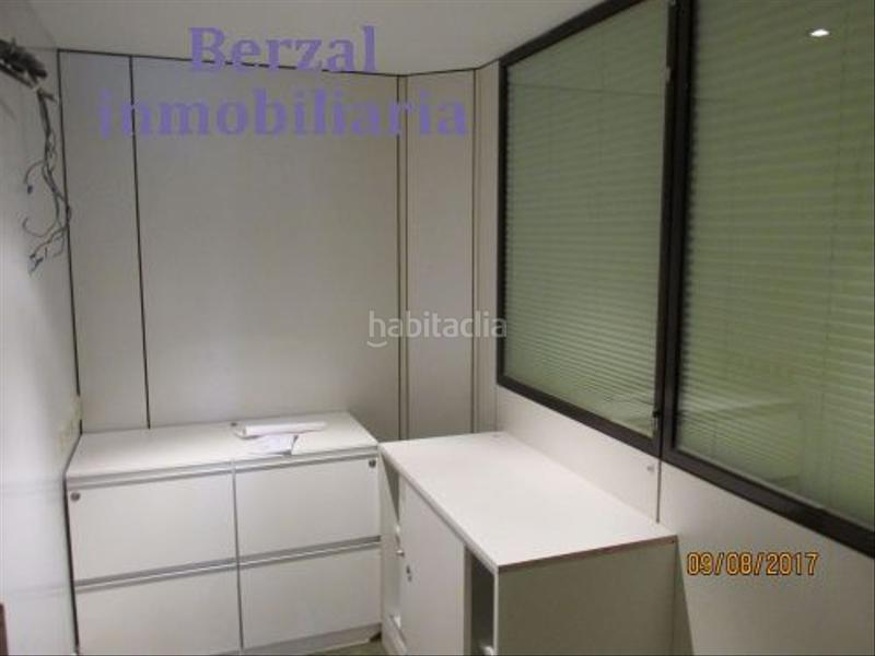Foto e2f36382-2c8f-4af1-8a1b-81e3cd1a41d6. Affitto ufficio con riscaldamento in Gran Via Logroño
