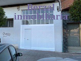Location Local commercial  Calle duques de najera. Local en logroño, la rioja, diáfano.