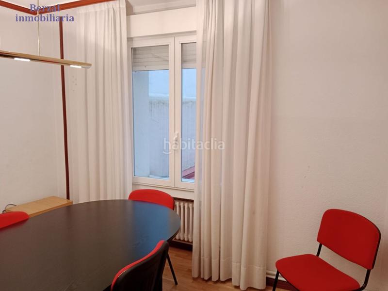 Foto 9a5ce895-a726-41cc-8f6a-96f1a07edd69. Rent office space with heating in Casco Antiguo Logroño