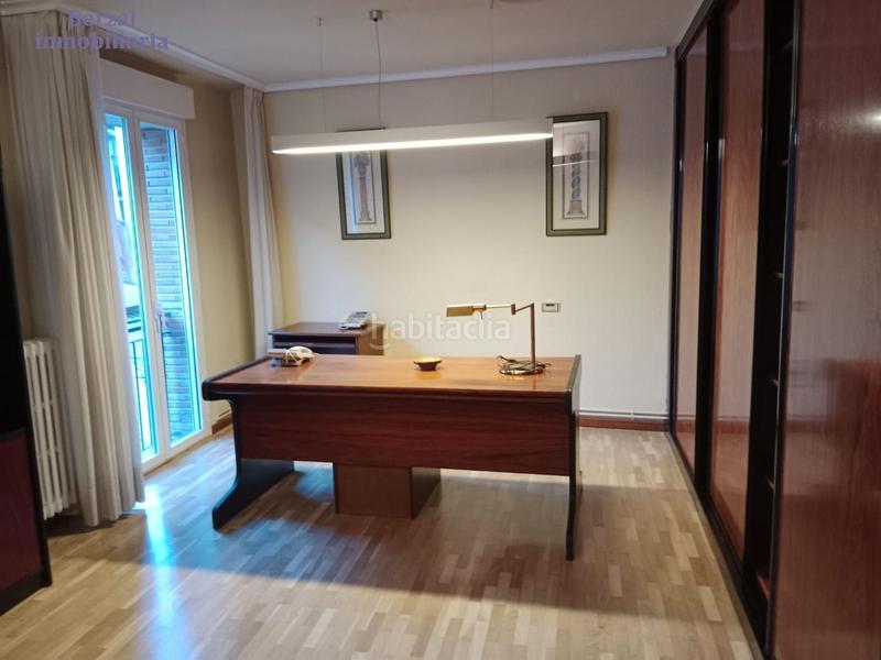 Foto b1faddf0-5f38-4987-8425-dbda823f4723. Rent office space with heating in Casco Antiguo Logroño