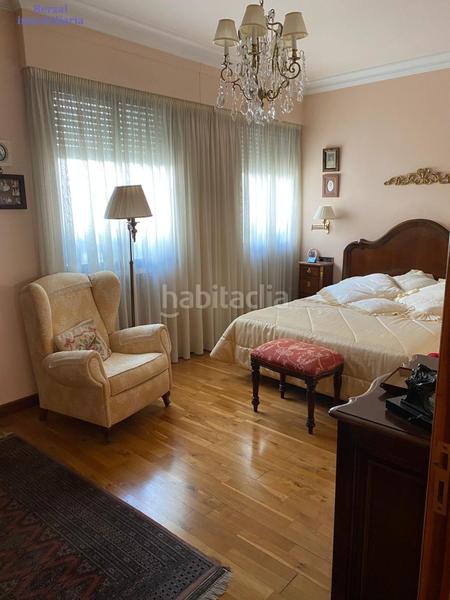 Foto 58988f3c-7e7c-4145-a6eb-34c60215c663. Piso  en Gran Via , siete dormitorios. orientación sur. dos garajes opcionales en Logroño