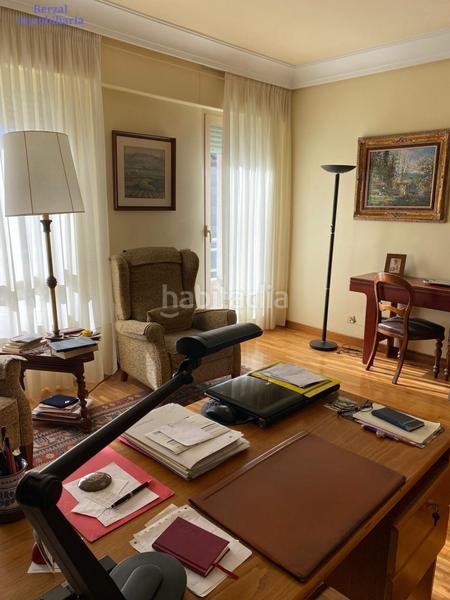 Foto 71cf212a-af1d-4afb-bb99-41938e8ee237. Piso  en Gran Via , siete dormitorios. orientación sur. dos garajes opcionales en Logroño