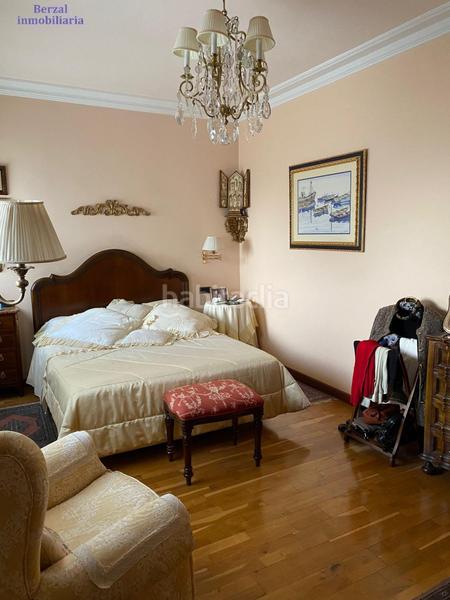 Foto 7ca81220-1583-475f-bf88-263996256e0c. Piso  en Gran Via , siete dormitorios. orientación sur. dos garajes opcionales en Logroño