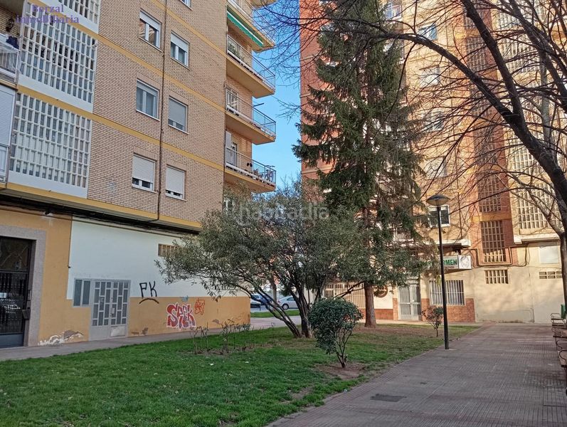 Foto 290c4786-60ef-4f47-9af9-41ddcb836c54. Local comercial a Jesuitas Logroño