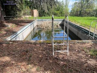 Finca rústica  Camino cabrillas. Parcela de terreno con varias construcciones en nalda, en carret