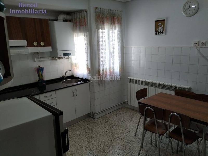 Foto bea02962-6aed-4704-94b3-60a5bc0d3857. Pis amb calefacció a Jesuitas Logroño