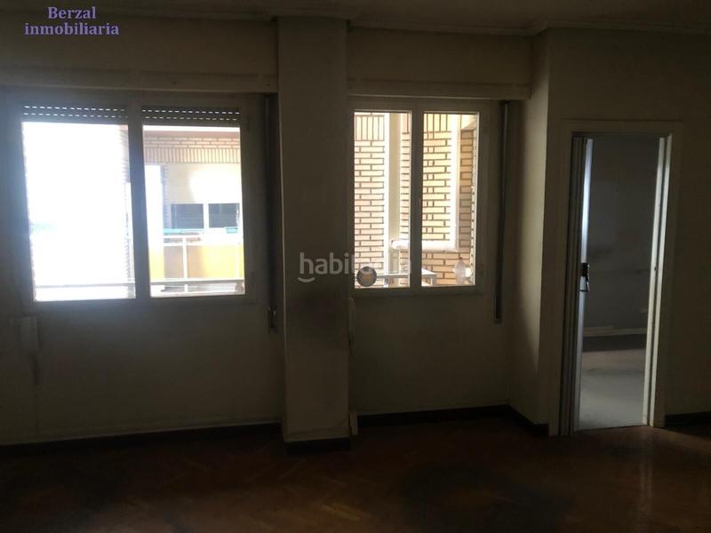 Foto 9a77a265-f2ab-4622-9b8a-d7e323bb9e51. Appartamento con riscaldamento parcheggio in Residencia Logroño