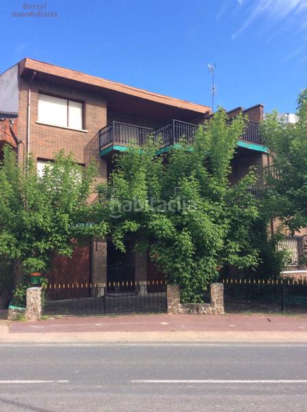 Foto 00eae426-a934-4db5-8acd-1c222c0b349d. House with parking in Baños de Ebro / Mañueta