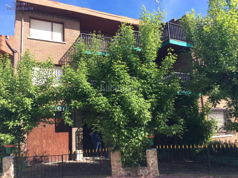 Foto 3a769f0a-f2f7-435a-81e1-7c46910bd912. House with parking in Baños de Ebro / Mañueta