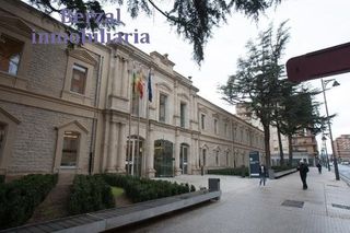 Miete Geschäftsraum  Calle marques de murrieta. Exclusivo local comercial de 84 metros construidos en planta baj