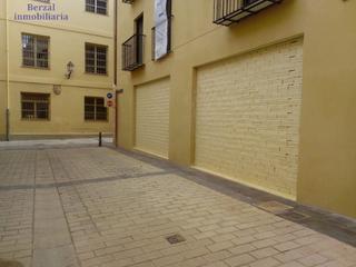 Local Comercial en Calle cofradia del pez