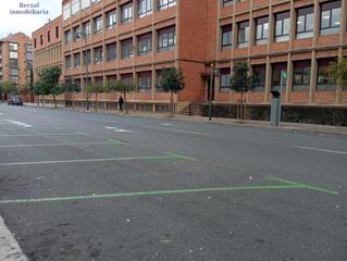 Local Comercial en Calle Huesca
