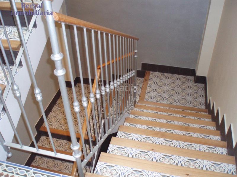 Foto 361c81e5-d6d7-41a1-b143-be58c5360269. Alquiler oficina  en el mismo centro , edificio rehabilitado íntegramente. en Logroño