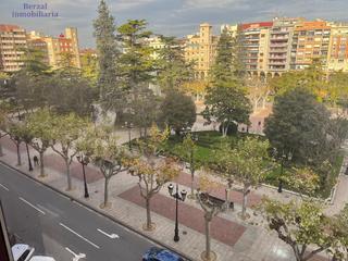 Pis  Calle de miguel villanueva. Extraordinario piso en el espolón