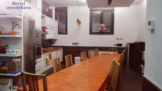 Local Comercial en Calle Cervera