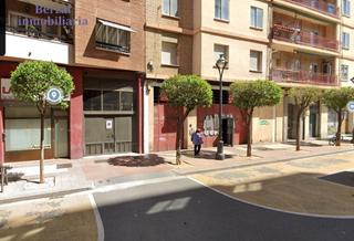 Local Comercial en Calle de la Duquesa de la Victoria
