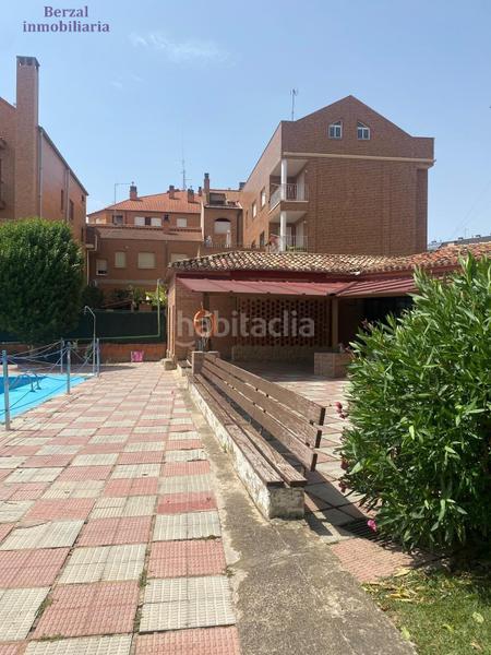 Foto 445bcf78-4feb-43f7-a993-bb944290f6d8. Monolocale con piscina in Villamediana de Iregua