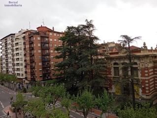 Lloguer Pis  Avenida de la paz. Fantástica vivienda de 82 metros construidos en logroño, zona ay
