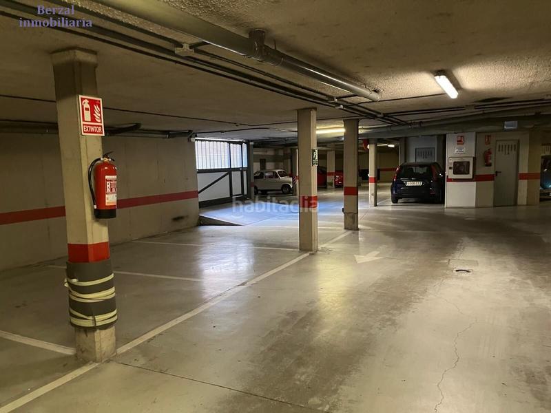 Foto caa12d39-731d-4933-a164-457dcab2dc4f. Pis amb calefacció aparcament piscina a Los Lirios Logroño