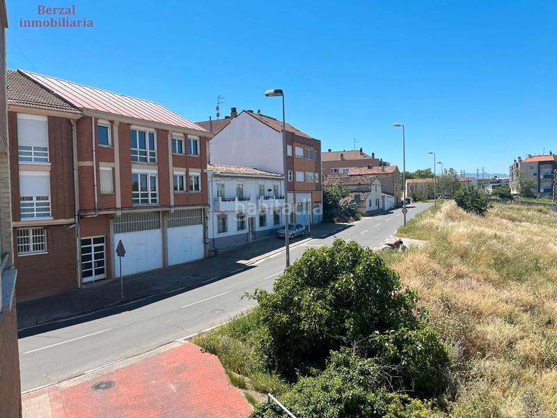 Foto 3de64c28-5433-4682-8e89-d8ce0873b255. Pis amb calefacció aparcament piscina a La Portalada - Varea Logroño