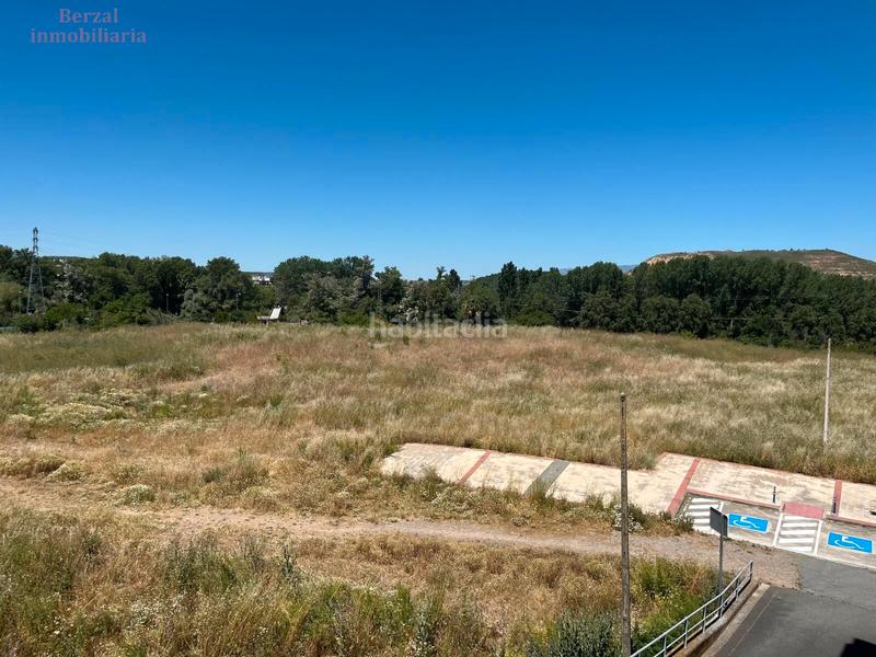 Foto 6b9d6507-e920-494d-8140-533cfb18c81f. Pis amb calefacció aparcament piscina a La Portalada - Varea Logroño