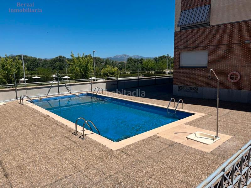 Foto da2fe294-38eb-4d19-b84f-f9ab06533f29. Pis amb calefacció aparcament piscina a La Portalada - Varea Logroño