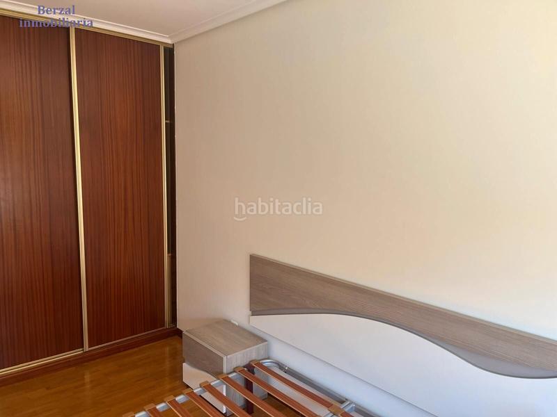 Foto dd0ea0ab-08ab-4601-b74e-ca1e4dde2d68. Pis amb calefacció aparcament piscina a La Portalada - Varea Logroño