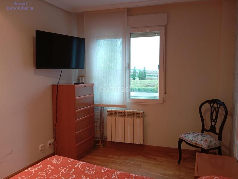 Foto 3fd0b52c-9819-49b0-9eed-3810303799e5. Appartement avec chauffage piscine dans La Cava - Fardachón Logroño