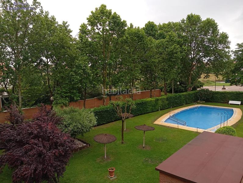 Foto 7f316f2a-867c-4e8c-866f-aa5896631d35. Appartement avec chauffage piscine dans La Cava - Fardachón Logroño