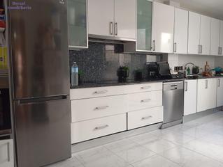 Appartement  Calle somosierra. Piso luminoso con terraza de 81 metros construidos, en logroño,