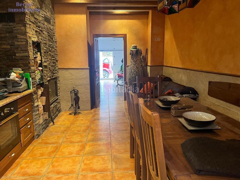 Foto bc76a399-b40d-445c-99d4-e24e6ad7a88c. Piso  mas local para garaje y merendero y patio chill out , la rioja en Tricio