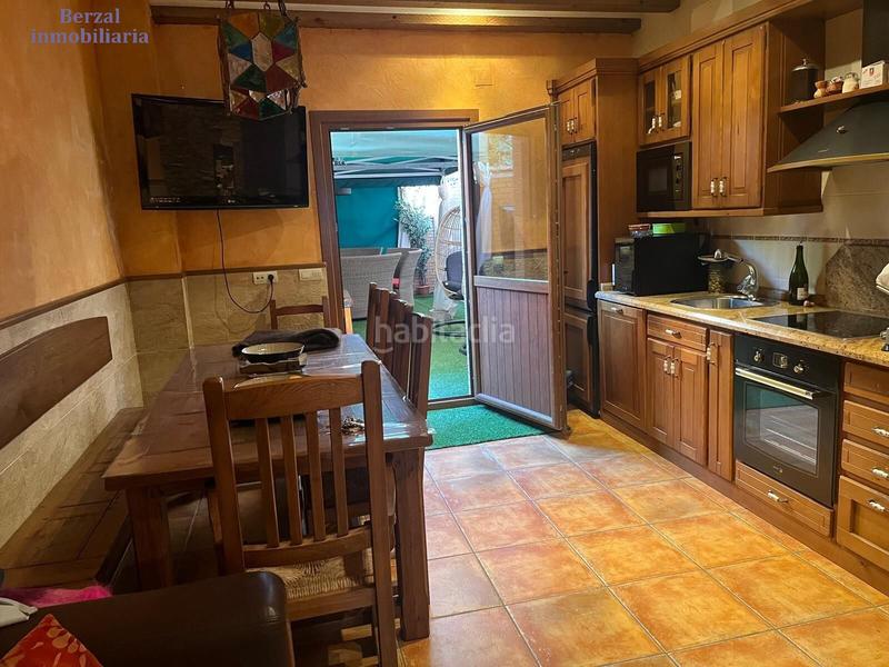 Foto de8a1387-b85e-4467-b89f-8cab99329555. Piso  mas local para garaje y merendero y patio chill out , la rioja en Tricio